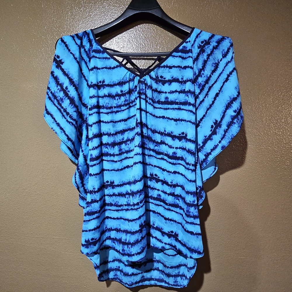 NWT Express Blue and Black Short Sleeve Blouse